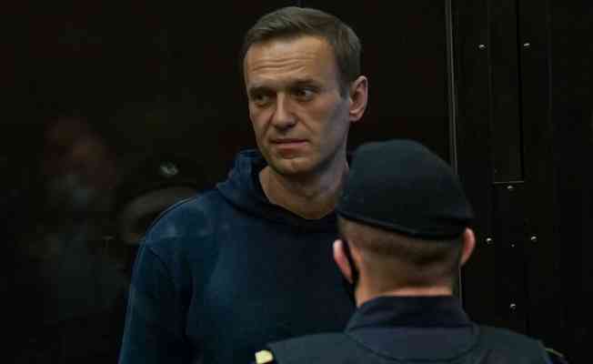 Rus muhalif Navalnıy adli kontrol şartlarını yerine getirmediği için hakim karşısında