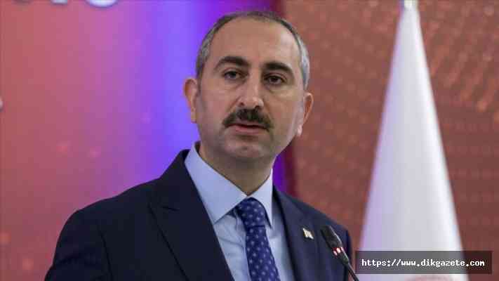 Adalet Bakanı Gül: Bizim için kadına yönelik şiddetle mücadele bir insan hakları mücadelesidir