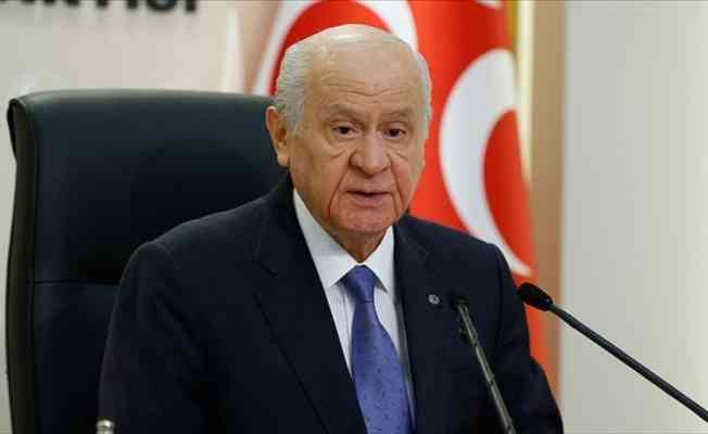 Bahçeli'den gençlere 'üniversite tercihinde iletişim fakültelerini dikkate alın' çağrısı