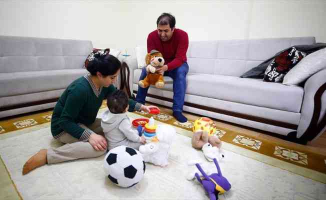 Fas uyruklu 8 aylık Sam Özdemir çifti sayesinde aile sıcaklığına kavuştu