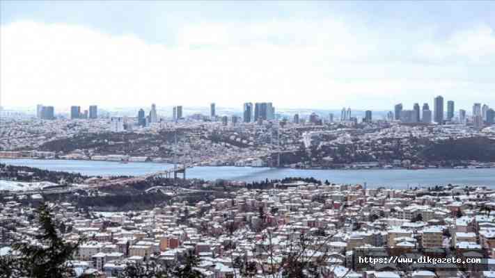 İstanbul'da çarşamba akşam saatlerinden itibaren karla karışık yağmur bekleniyor