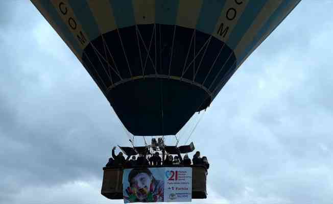 Kapadokya’da down sendromlu çocuklar sıcak hava balon turuna katıldı
