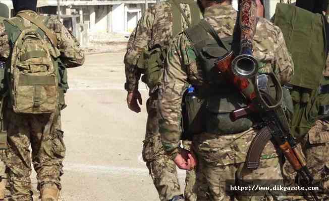 Suriye'de rejim askerlerinin Hafter güçlerine katılmak için ordudan firar ettiği öne sürülüyor