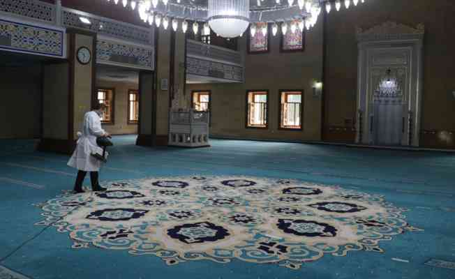 Adana, Mersin, Hatay ve Osmaniye'de camiler ramazana hazırlandı