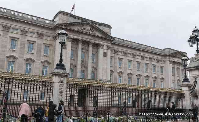 İngiliz Kraliyet ailesi Prens Philip'in ardından yas tutuyor