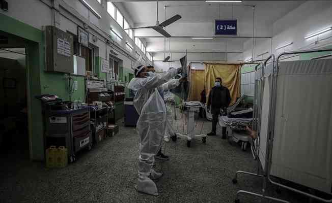 İsrail ablukası altındaki Gazze Şeridi'nde Kovid-19 salgını nedeniyle tehlike &ccedil;anları &ccedil;alıyor