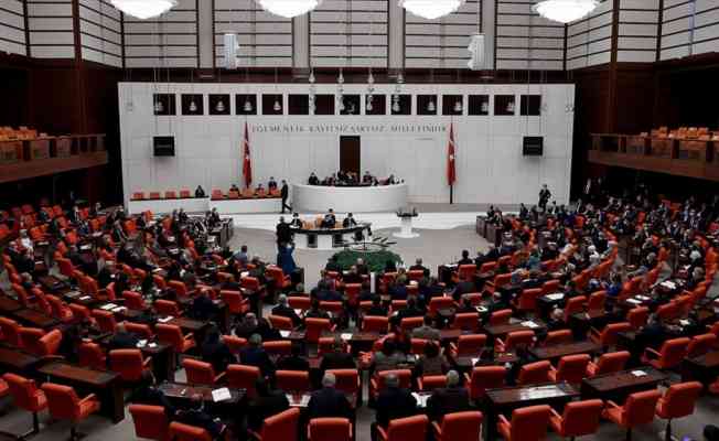 Meclis ekonomiye ilişkin düzenlemeler içeren kanun teklifi için mesai yapacak