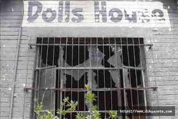 Nijerya'da silahlı kişilerin cezaevine saldırısında yüzlerce mahkum firar etti