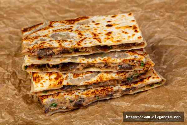 Rus medyası, Türkiye&#039;ye gidemeyenler için gözleme tarifi yaptı