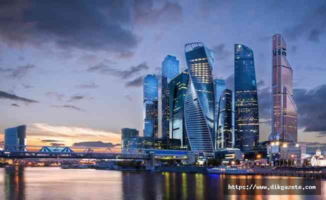 Rusya: Türk müteahhitlerin dünya başarısını örnek almamız lazım