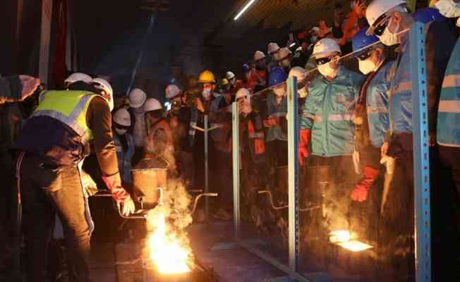 Sabiha Gökçen Havalimanı metroyla Kadıköy'e kesintisiz bağlanıyor