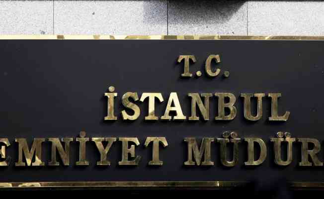 Türk bayrağını yırtarak Atatürk ve Özgecan Aslan'la ilgili hakaret içeren paylaşım yapan kişi yakalandı