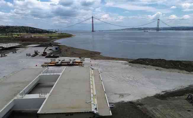 1915 Çanakkale Köprüsü inşaatında araçların geçeceği yolun yapımına başlanıyor