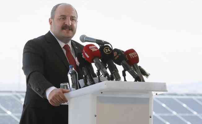 Bakan Varank, yenilenebilir enerji konusunda sektörü desteklemeye devam edeceklerini bildirdi