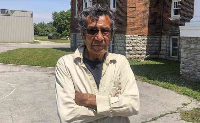Kanada'da 11 yıl yatılı kilise okulunda kalan Geronimo Henry, yaşananları 'soykırım' olarak nitelendirdi