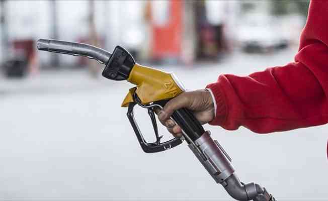 Petrol piyasasında asgari satış yükümlülüğünü yerine getirmeyen dağıtıcıların lisansı sona erdirilecek