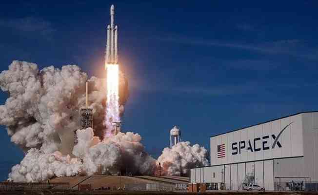SpaceX Dragon kargo mekiğini Uluslararası Uzay İstasyonu'na yolladı
