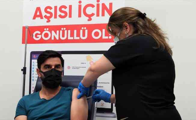 Yerli Kovid-19 aşısı 'TURKOVAC'ın Faz-3 çalışması 40 bin 800 gönüllüyle yürütülecek