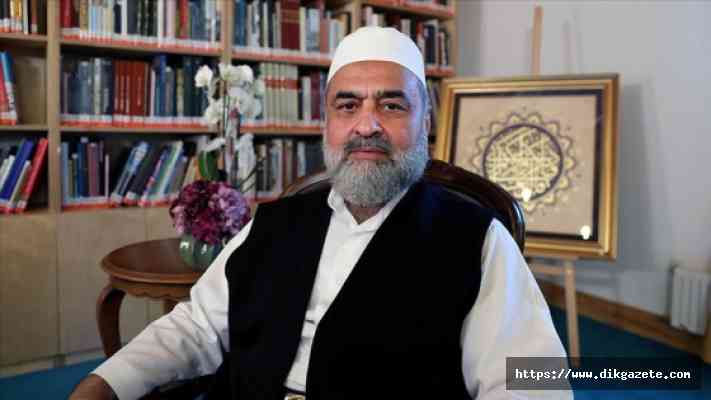 Hattın duayeni Hüseyin Kutlu 'Batı'ya karşı sanatıyla nasıl mücadele verdiğini anlattı