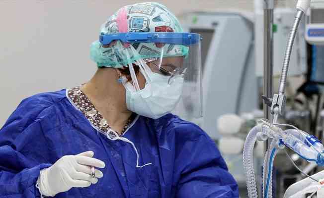 Türkiye'de 4 bin 537 kişinin Kovid-19 testi pozitif çıktı, 45 kişi hayatını kaybetti