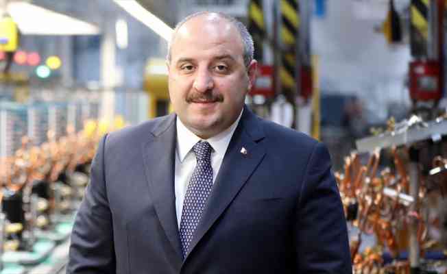 Bakan Varank: T&uuml;rkiye'nin ilk yerli ve mili olarak tasarlanmış işlemcisini (&Ccedil;akıl) elimizde tutuyoruz