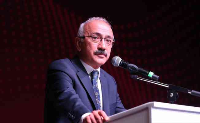 Hazine ve Maliye Bakanı Elvan: 2021 için yüzde 8'in üzerinde bir büyüme bekliyoruz