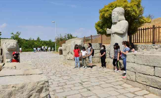 Malatya turizminin UNESCO Dünya Kalıcı Mirası Listesi'ne giren Arslantepe Höyüğü'yle canlanması hedefleniyor