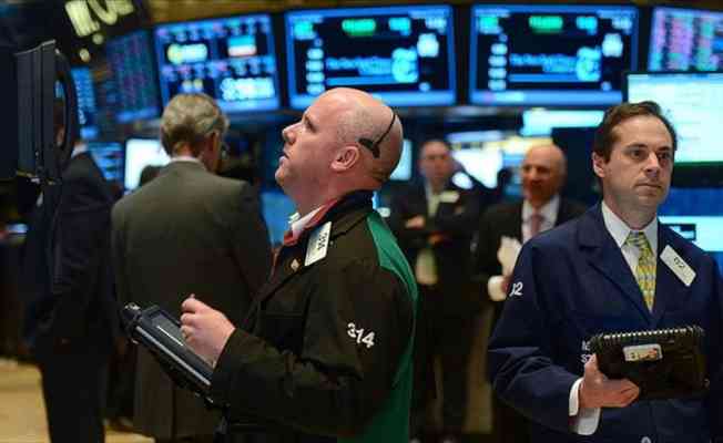 Piyasalar Fed Başkanı Powell'ın açıklamaları ile yoğun veri gündemine odaklandı