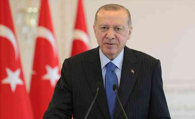 Cumhurbaşkanı Erdoğan: Orta Vadeli Program büyük ve güçlü Türkiye'nin inşası yolunda önemli bir adım