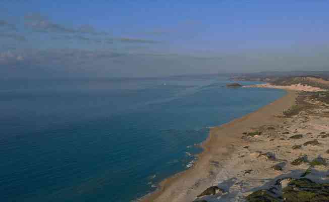 KKTC: Ülkeyi teğet geçen petrol sızıntısının deniz dibine çökmesi de büyük tehlike