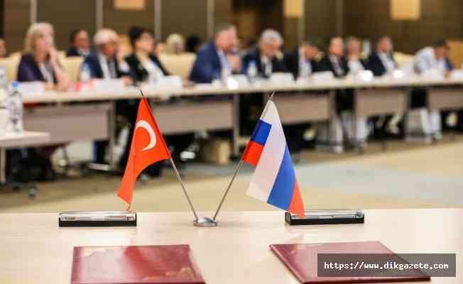 Andrey Karlov Vakfı, &quot;Modern koşullarda karaciğer nakli&quot; konulu çevrimiçi konferans düzenledi