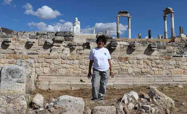 İtalyan arkeolog 'kalbim' dediği Hierapolis'ten kopamadı