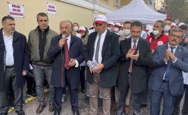 Bakırköy Belediyesi işçileri grevlerinin 14. gününde