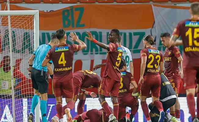 Göztepe yarın Konyaspor'u konuk edecek