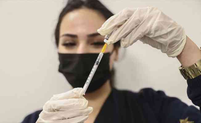 Kovid-19'dan korunmak için sırası gelenlere 3. doz aşı tavsiyesi