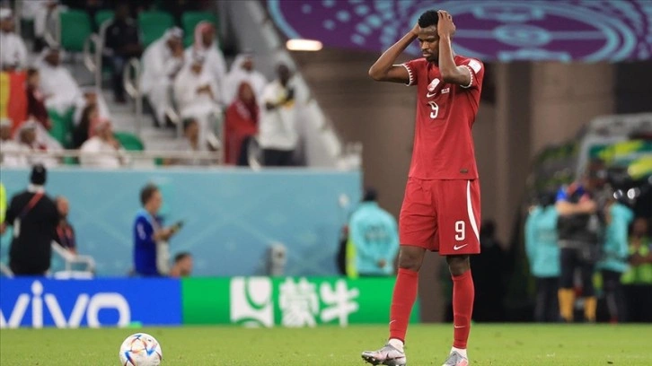2022 Dünya Kupası'na ilk veda eden takım Katar oldu