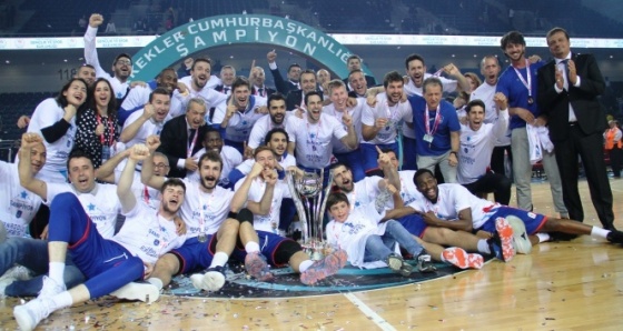 34. Cumhurbaşkanlığı Kupası'nın sahibi Anadolu Efes oldu!