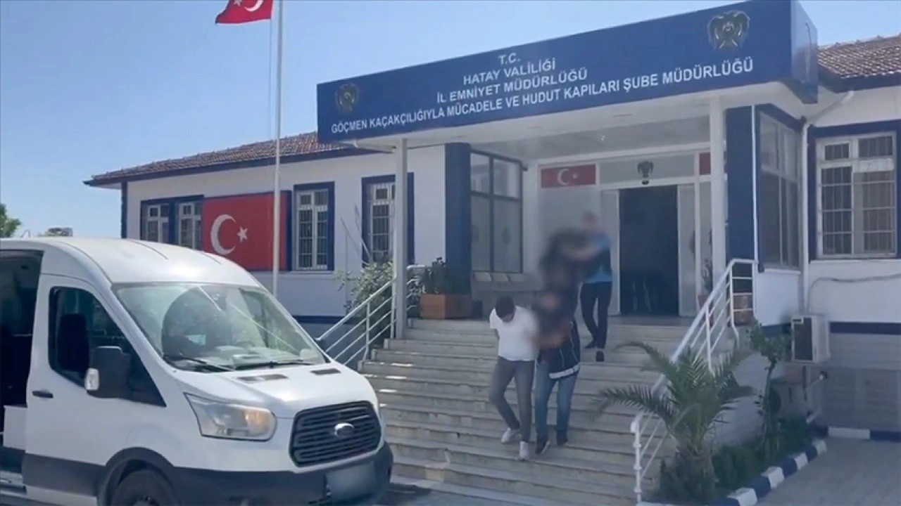 51 ilde düzenlenen operasyonlarda 273 göçmen kaçakçısı yakalandı
