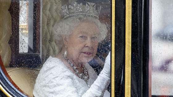 İngiltere'de, 2. Elizabeth'in 65 yıldır tahtta oluşu kutlanıyor
