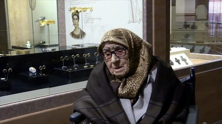 96 yaşındaki Şaziye Beyrit'den 