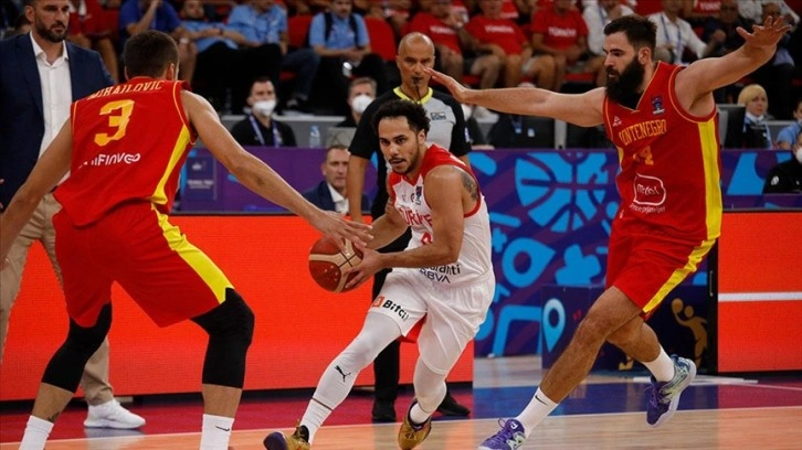 A Milli Erkek Basketbol Takımı, Avrupa Şampiyonası'na galibiyetle başladı