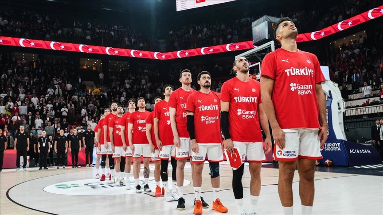 A Milli Erkek Basketbol Takımı, dünya sıralamasında 11. sıraya yükseldi