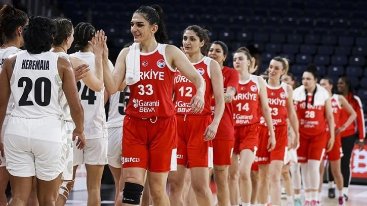 A Milli Kadın Basketbol Takımı, Avrupa Şampiyonası'nda parkeye çıkıyor