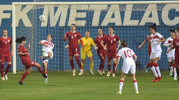 A Milli Kadın Futbol Takımı'nın Sırbistan maçını futbolseverler ücretsiz izleyebilecek