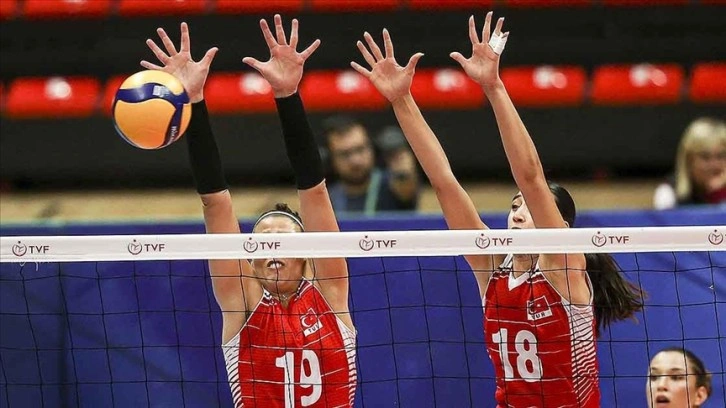 A Milli Kadın Voleybol Takımı, FIVB Dünya Voleybol Şampiyonası'ndaki ilk maçında Tayland'a