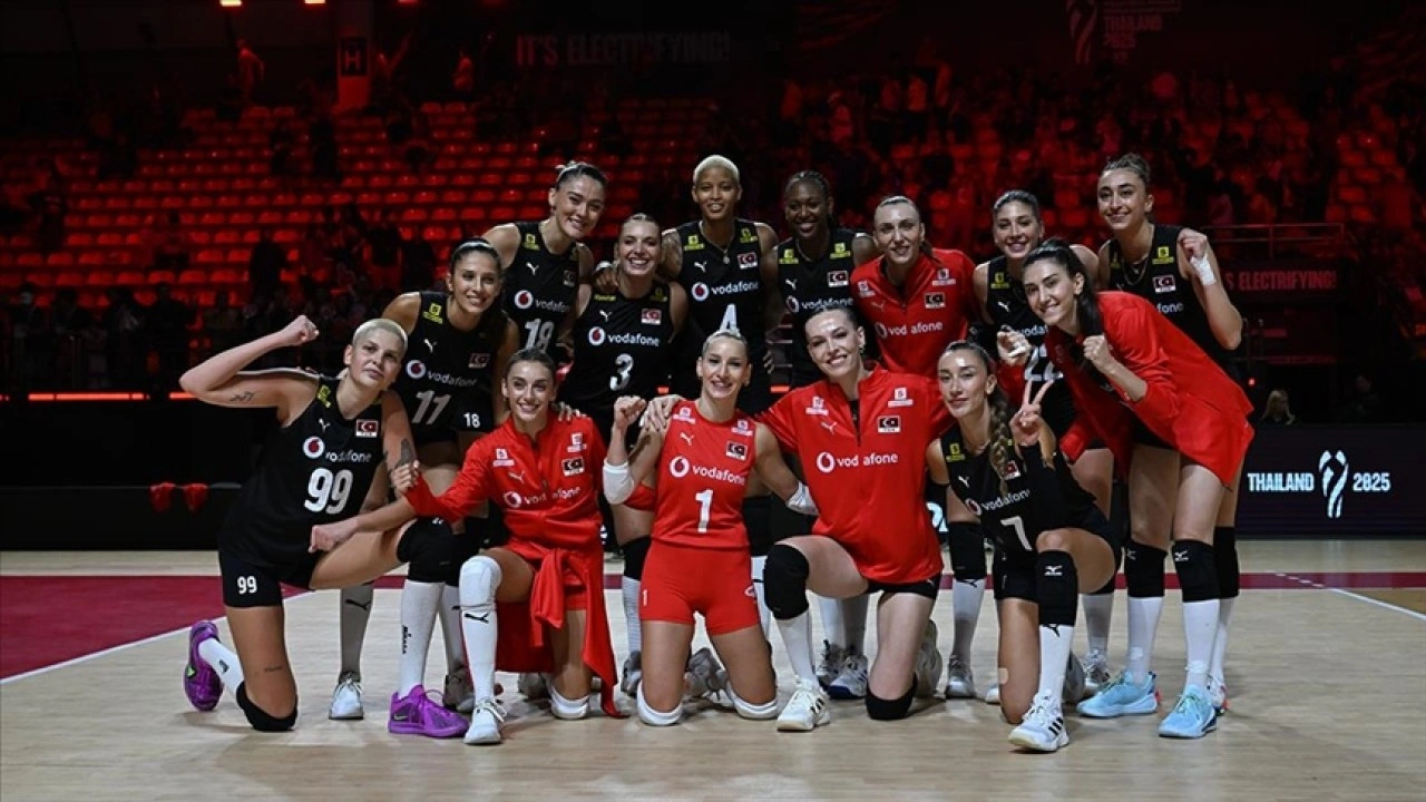 A Milli Kadın Voleybol Takımı, yarın liderlik için Kanada maçına çıkacak