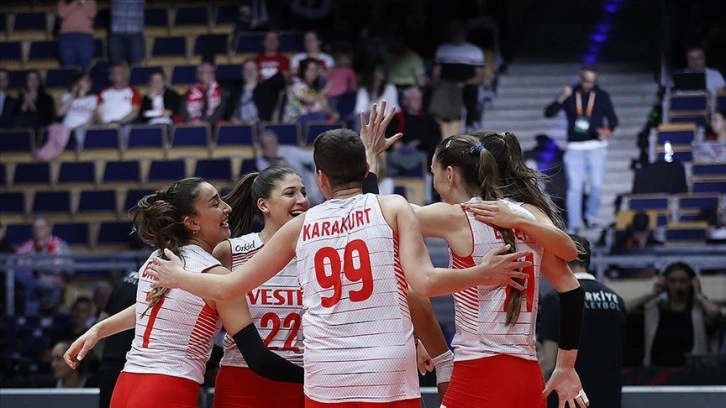 A Milli Kadın Voleybol Takımı'ndan ikinci turda ikinci galibiyet