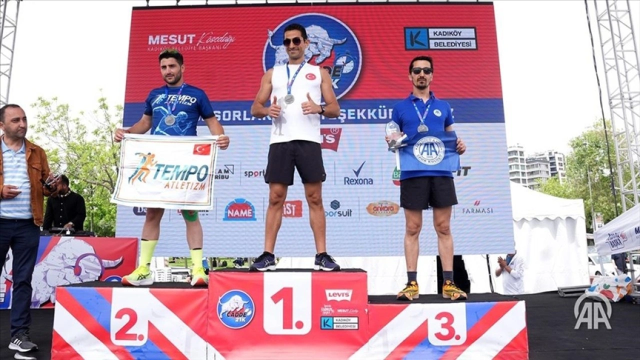AASK Sporcusu, Cadde10K-21K koşusunda yaş kategorisinde 3. oldu