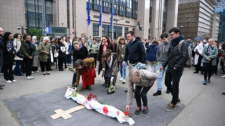 AB çalışanları Brüksel'de Birliğin Gazze politikasını protesto etti