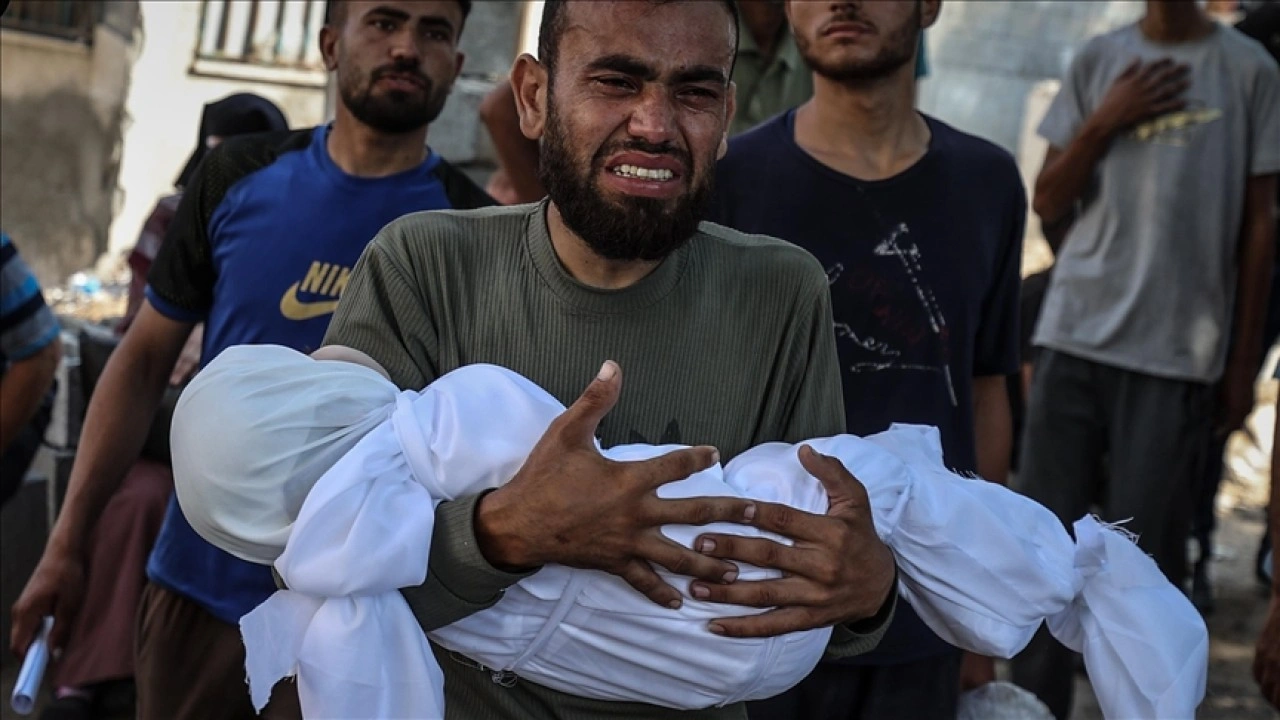 AB'den İsrail'e tepki: Gazze'de yardım arayan sivillerin öldürülmesi savunulamaz